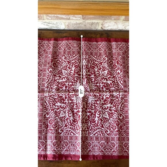 Set Of 12 Red & White Max Studio Home Cloth Napkins With Ornate Design - Picture 9 of 10